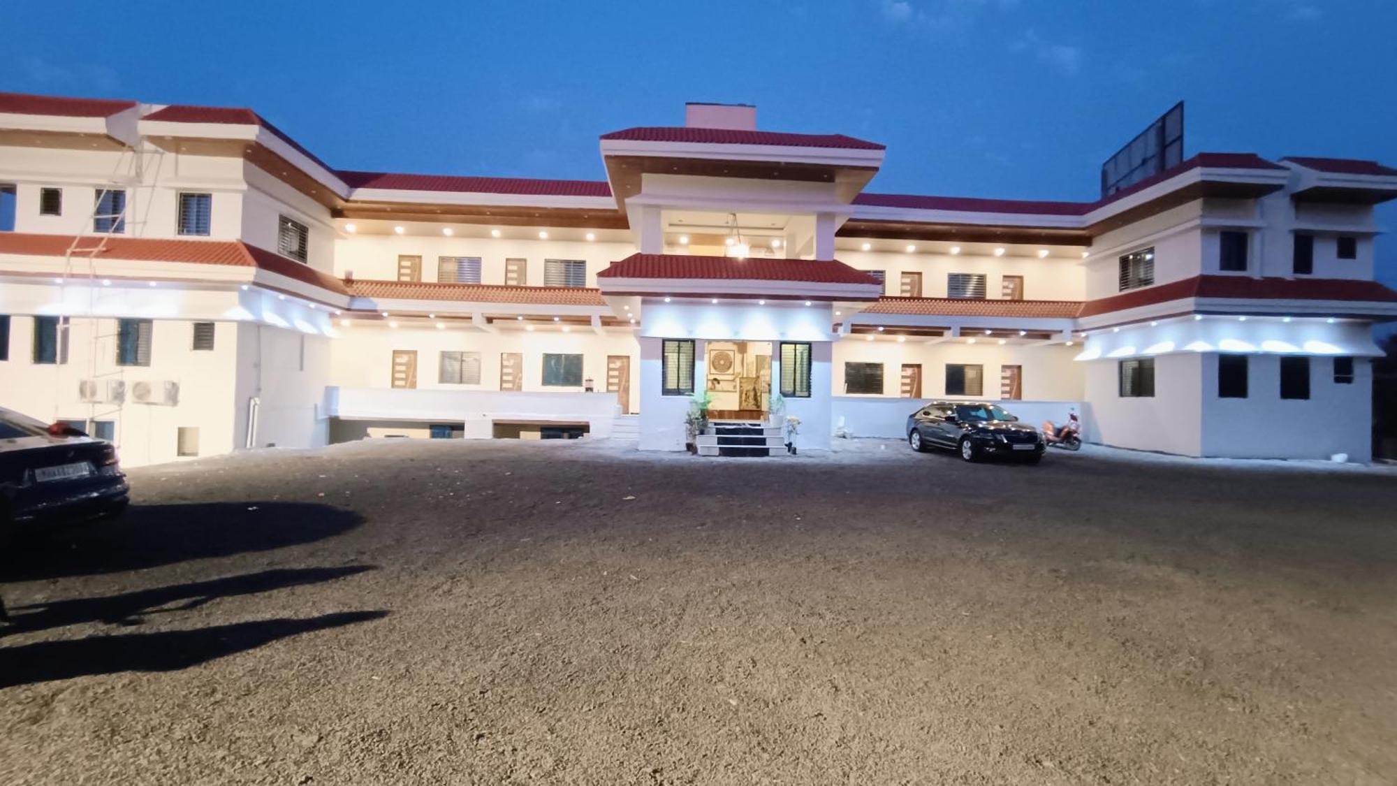 Вилла Abhayanand Agro Tourism Ellora Экстерьер фото